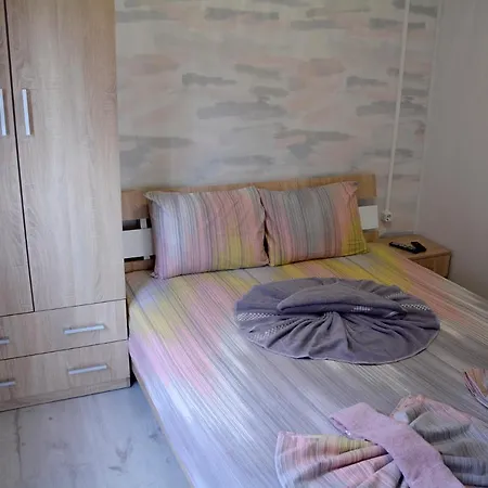 къщички поляните Prázdninový areál Sinemorec