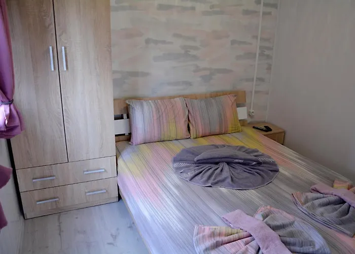 къщички поляните Ваканционно селище Синеморец