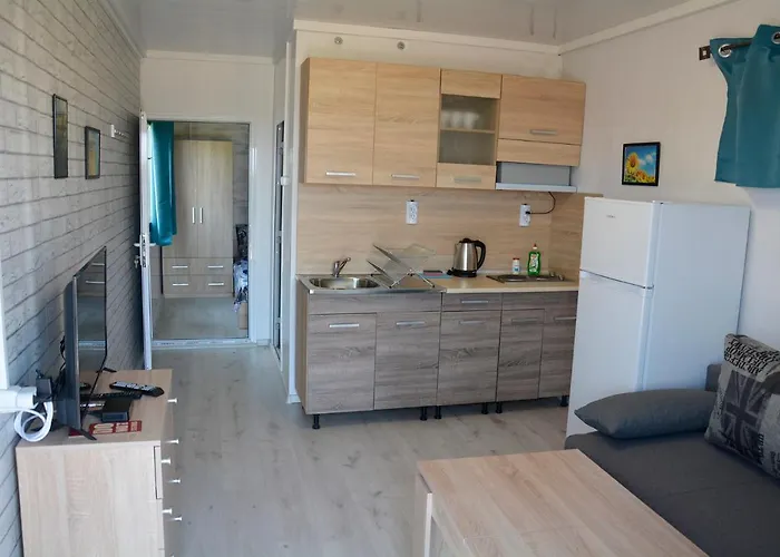 Üdülőpark къщички поляните